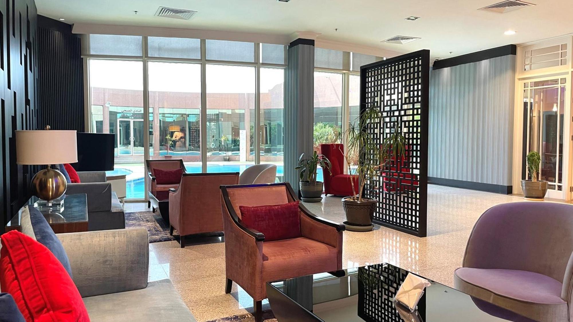 Ramada Hotel & Suites By Wyndham Al Qassim Al Bukayriah Exterior foto The lobby of the hotel