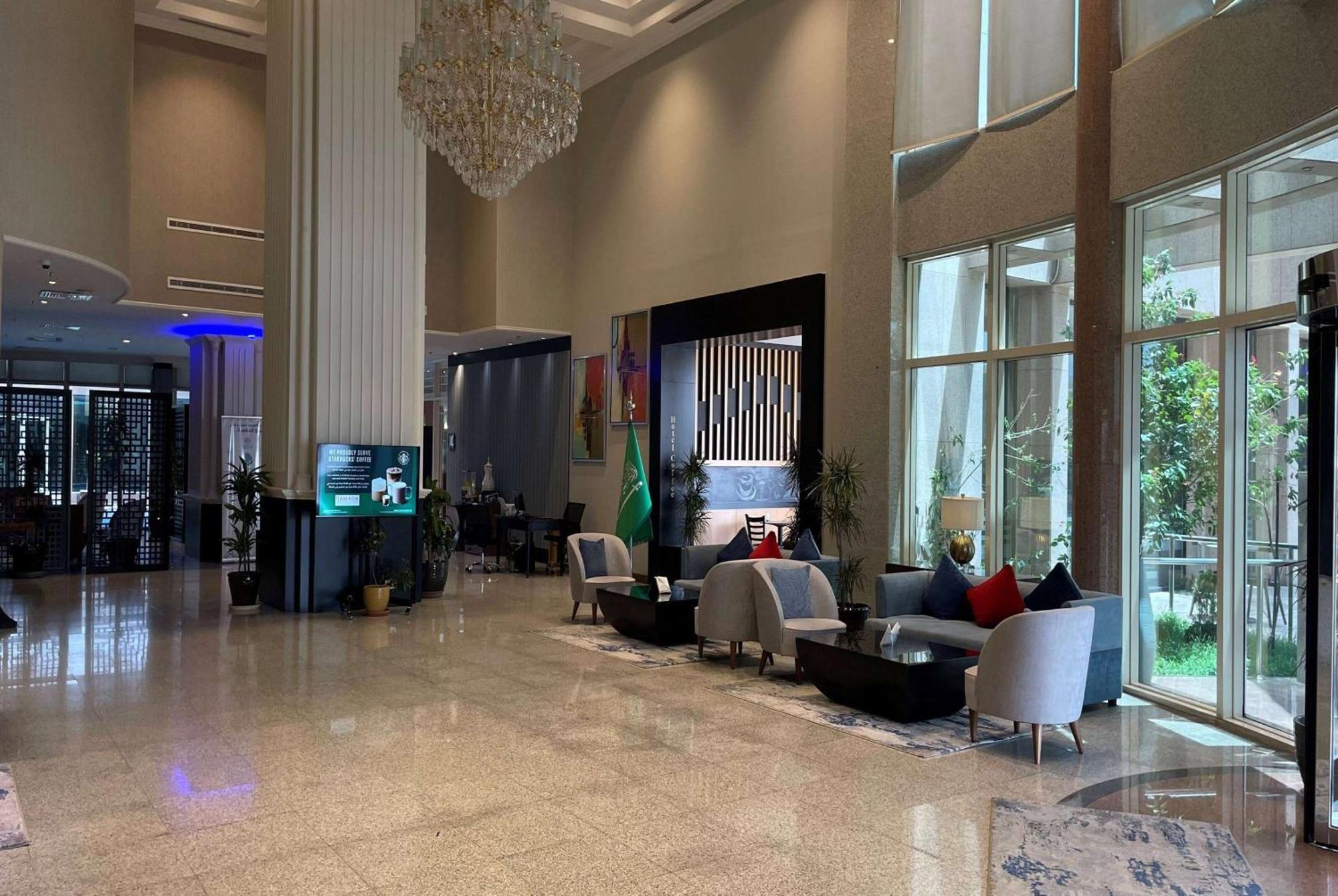 Ramada Hotel & Suites By Wyndham Al Qassim Al Bukayriah Exterior foto