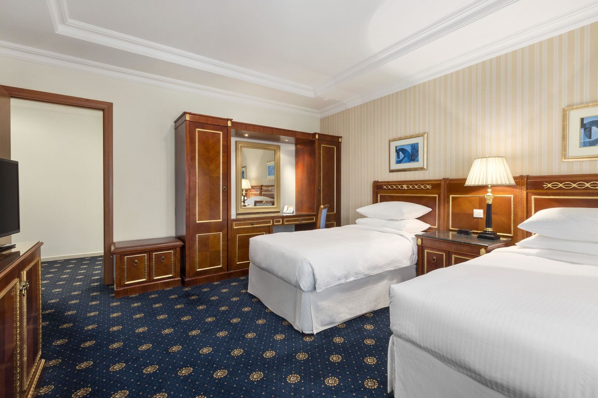 Ramada Hotel & Suites By Wyndham Al Qassim Al Bukayriah Exterior foto Deluxe room